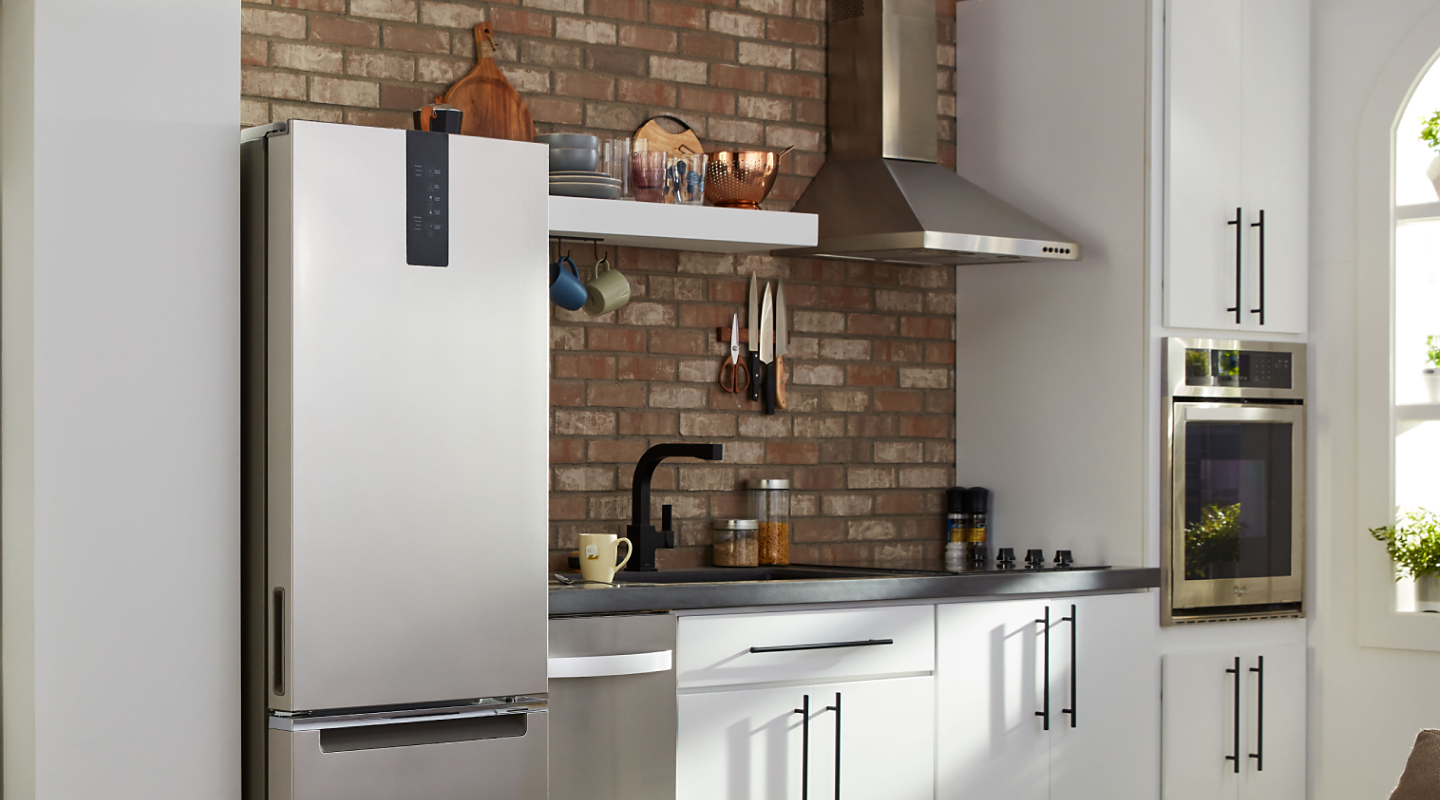 The Best Locations for Placing Wall Ovens in your Kitchen Designs