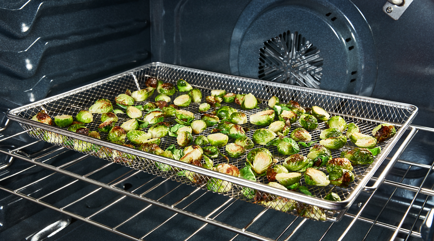 Baked brussel sprouts in an oven