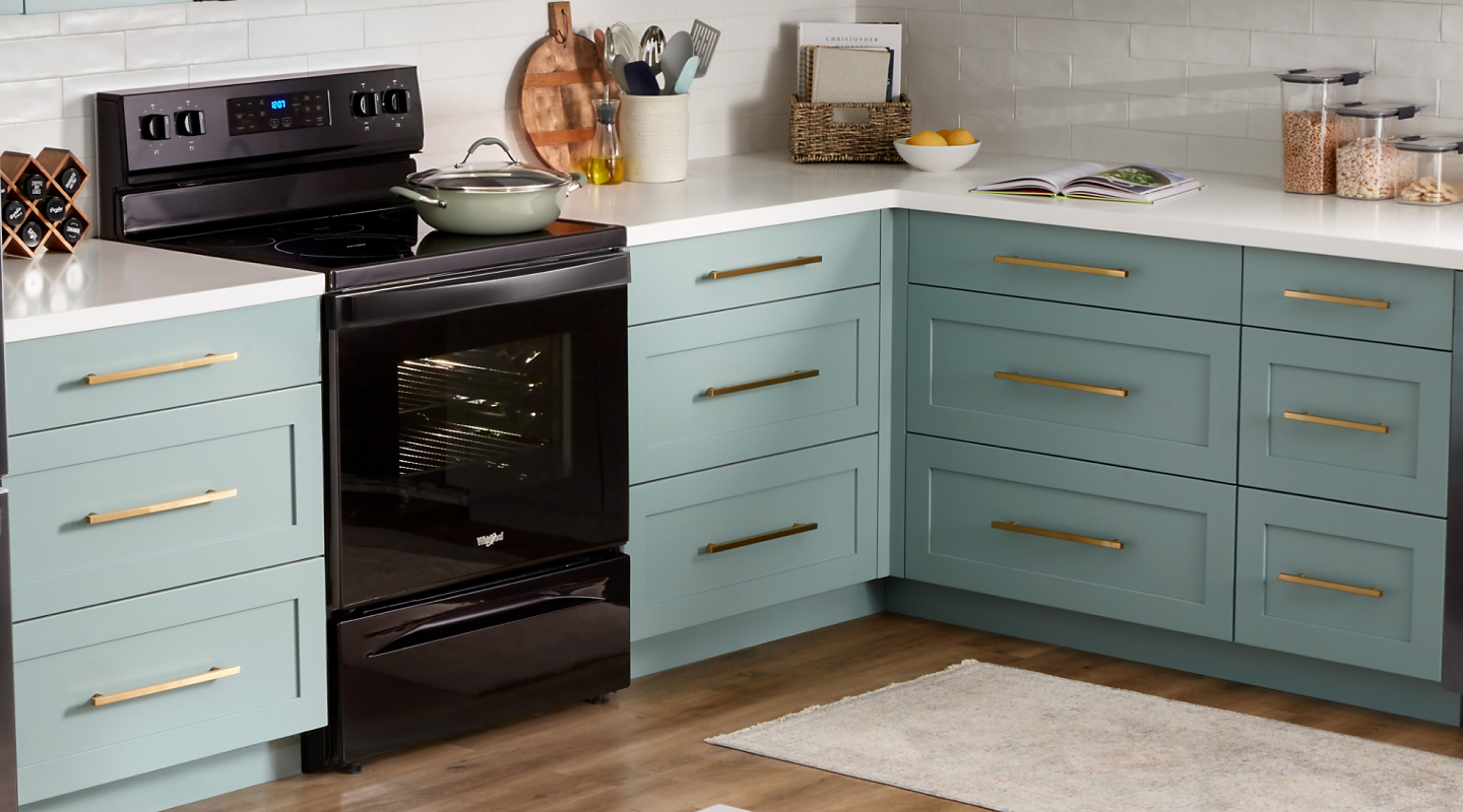 A Whirlpool® oven with Air Fry Mode in a modern kitchen. 