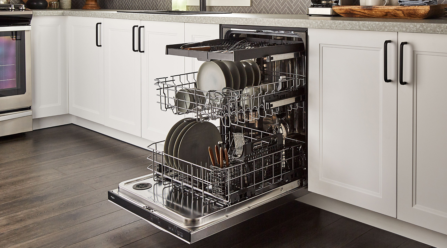 Full three-rack dishwasher