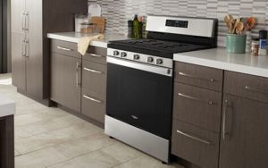 A clean Whirlpool® oven in a kitchen
