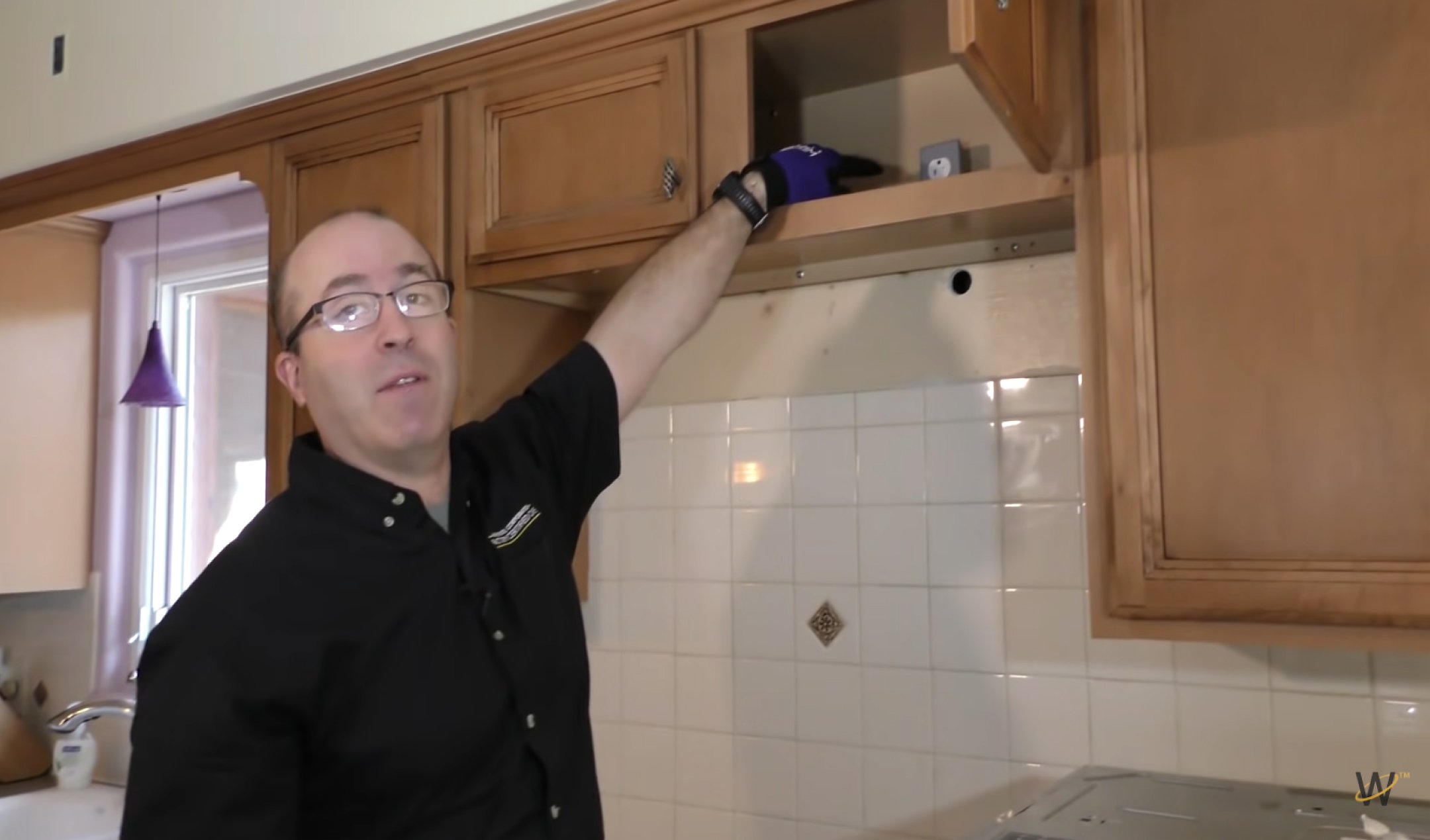 Installing a vent a hood or microwave over a stove , Check the description  for the adapter 