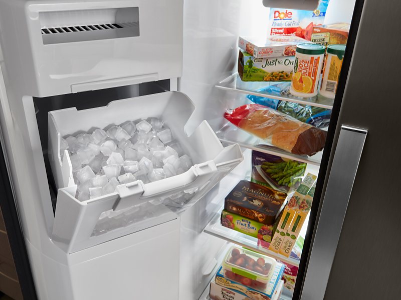 A side-by-side fridge ice box A side-by-side fridge ice box