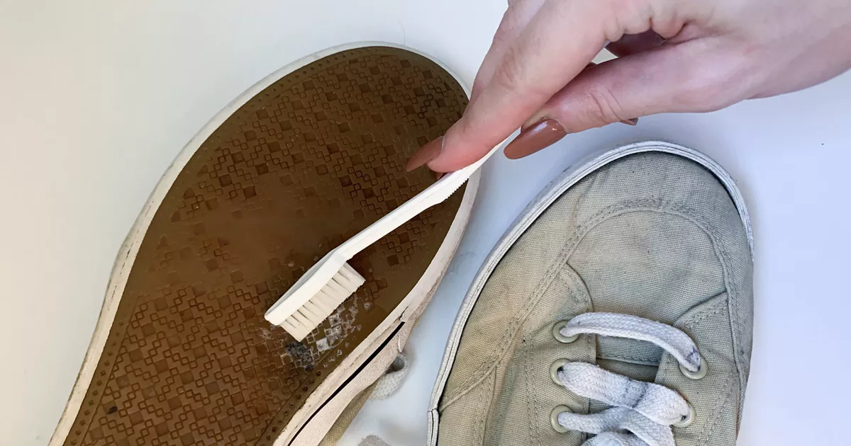 How to Get Paint Off Shoes: Effective Methods to Restore Your Footwear