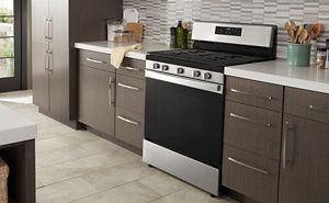 A freestanding range in a kitchen