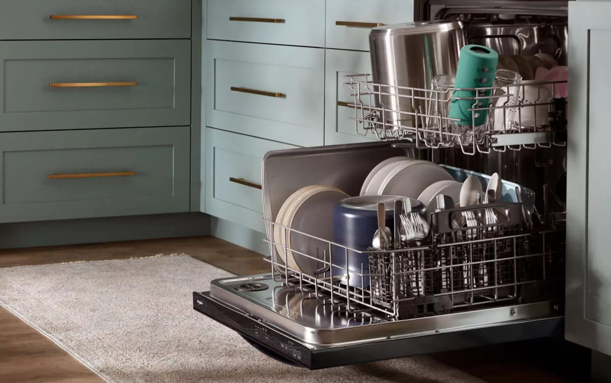 Rack It Up: Why To Hand Wash (And Air Dry) Instead Of Using The Dishwasher