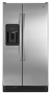 Side-By-Side Refrigerator with Right Size Ice Cubes